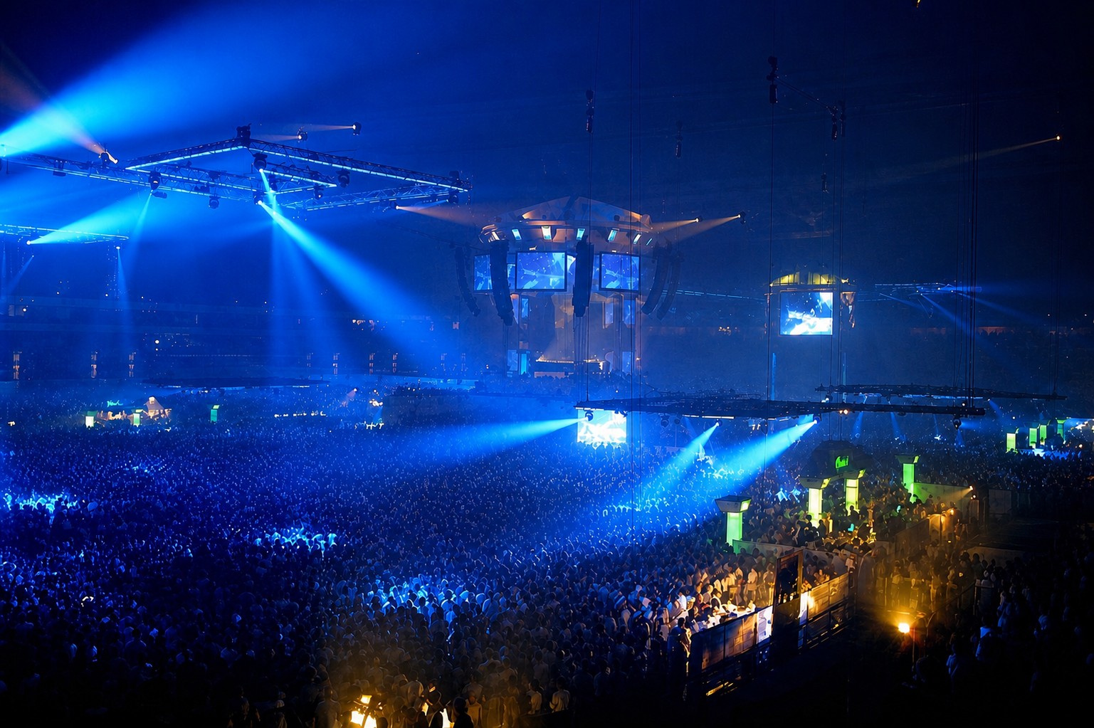 Tanzfläche mit farbiger Lichttechnik bei einer 80er-Party
